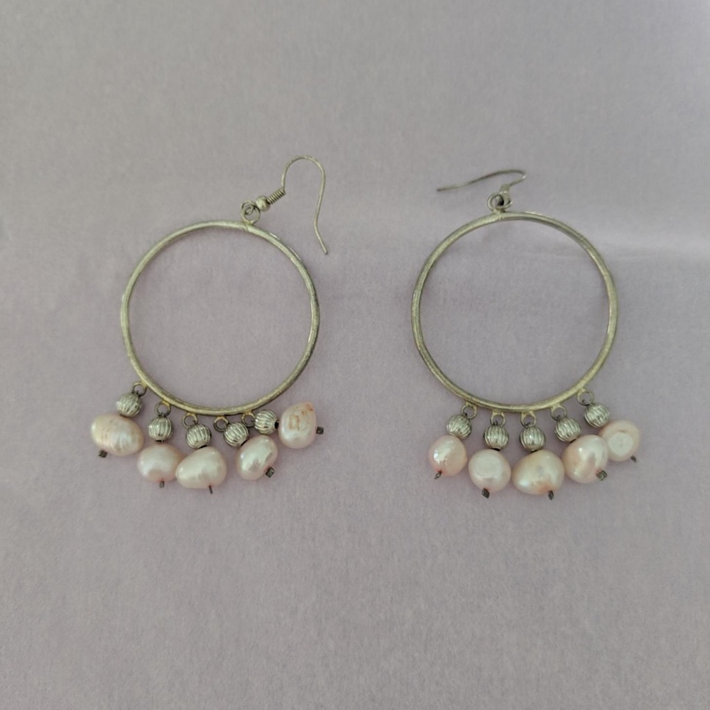 Light Pink Freshwater pearl earrings!